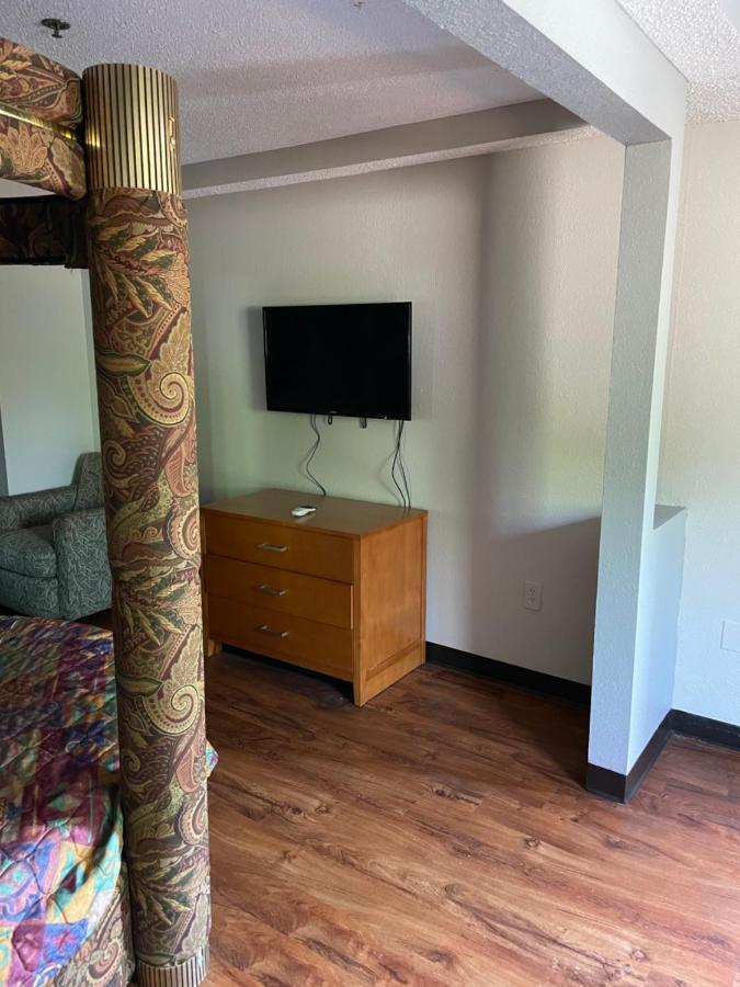 Stockbridge Inn Экстерьер фото